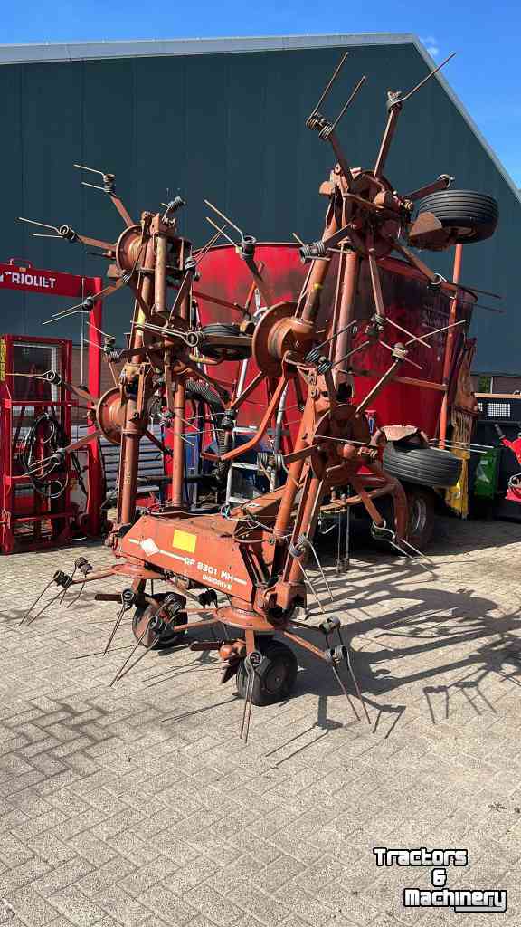 Kreiselheuer Kuhn GF 8501 MH Schudder Weidebouwmachines