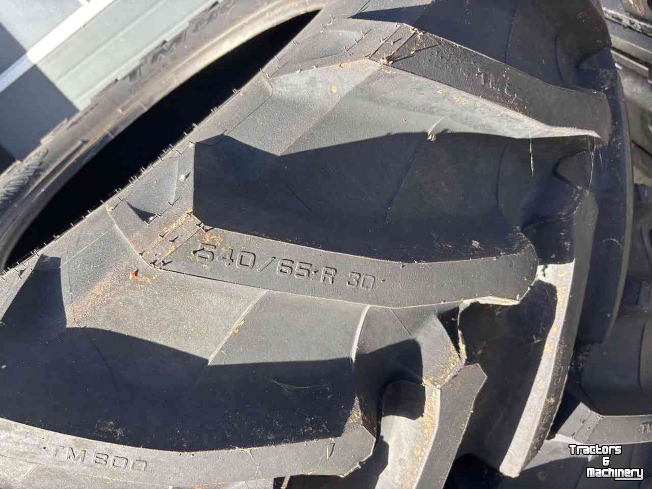 Räder, Reifen, Felgen & Distanzringe Trelleborg 540/65R30 TM800 Nieuw