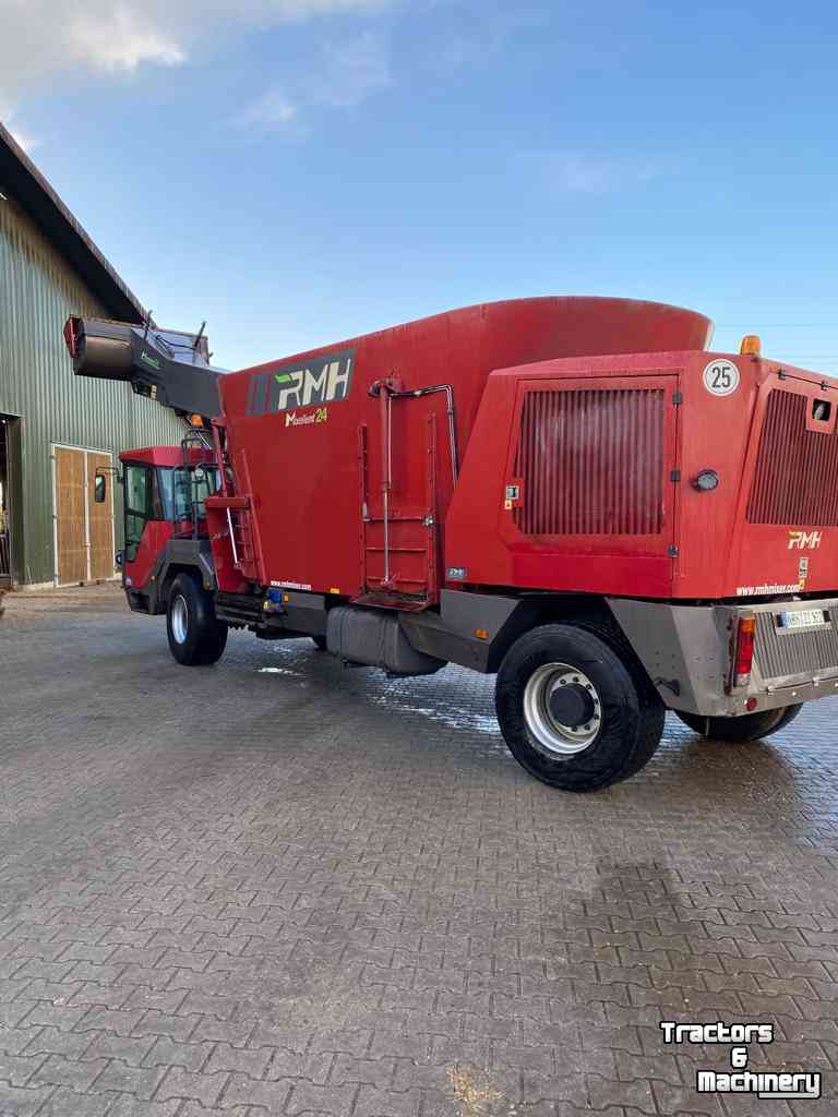 Selbstfahrende Futtermischwagen RMH Mixellent 24