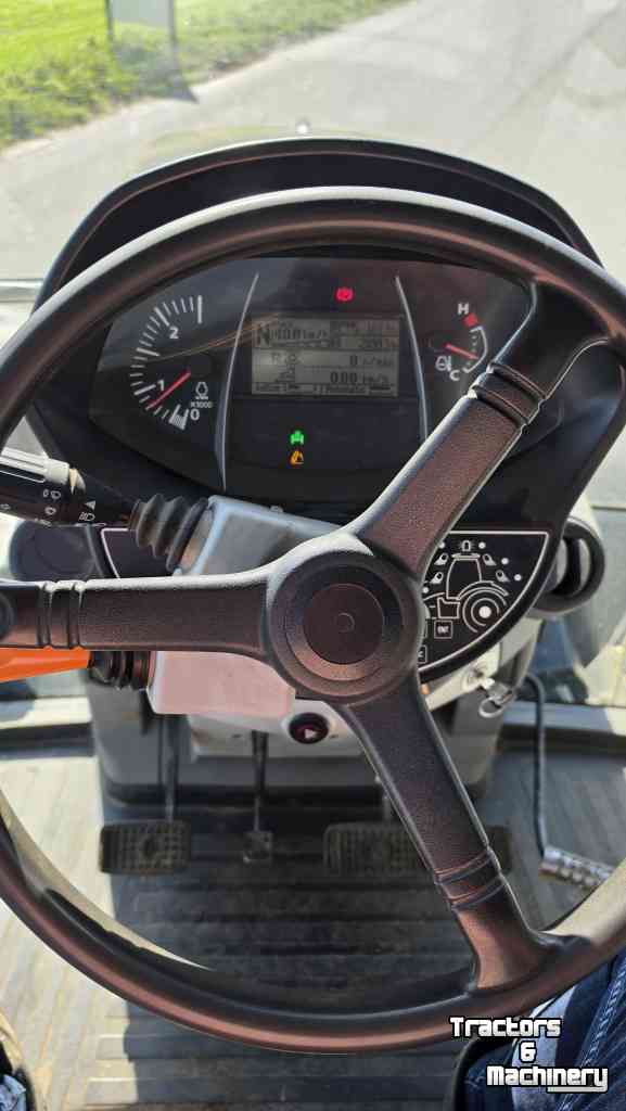 Schlepper / Traktor Kubota M7151 KVT Black