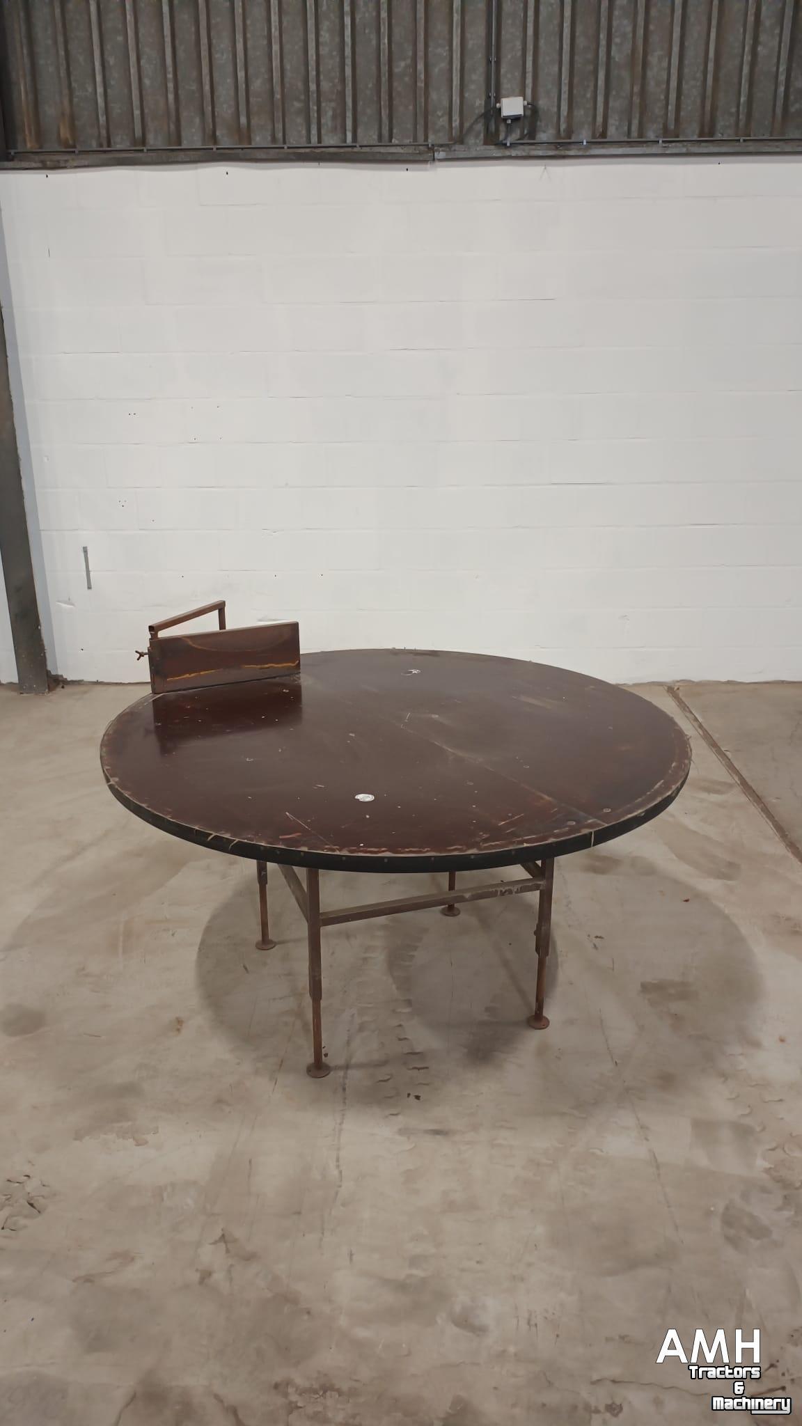 Sonstiges Förderanlagen und Material-Handling-Ausrüstungen Lockwood 1800 Draaitafel inpaktafel turning packing table drehtisch
