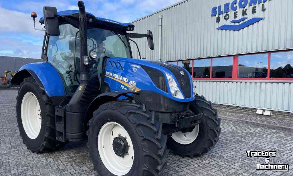 Schlepper / Traktoren New Holland T6.145 AC T4B MY18 Tractor