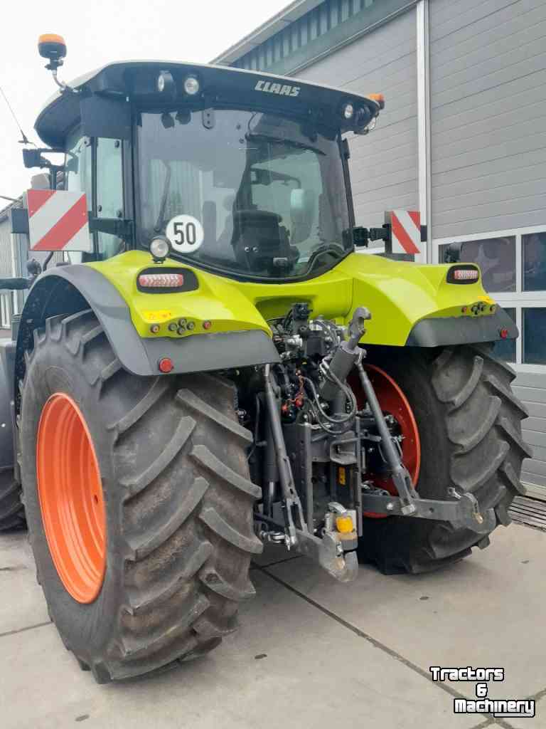 Schlepper / Traktoren Claas Arion 550-4 Cmatic Cebis