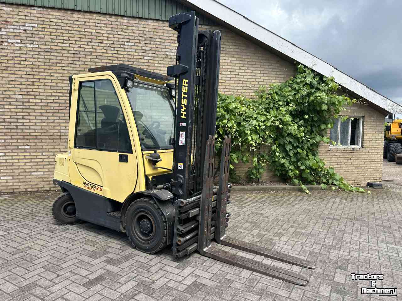 Gabelstapler Hytec 2.5 Fortens