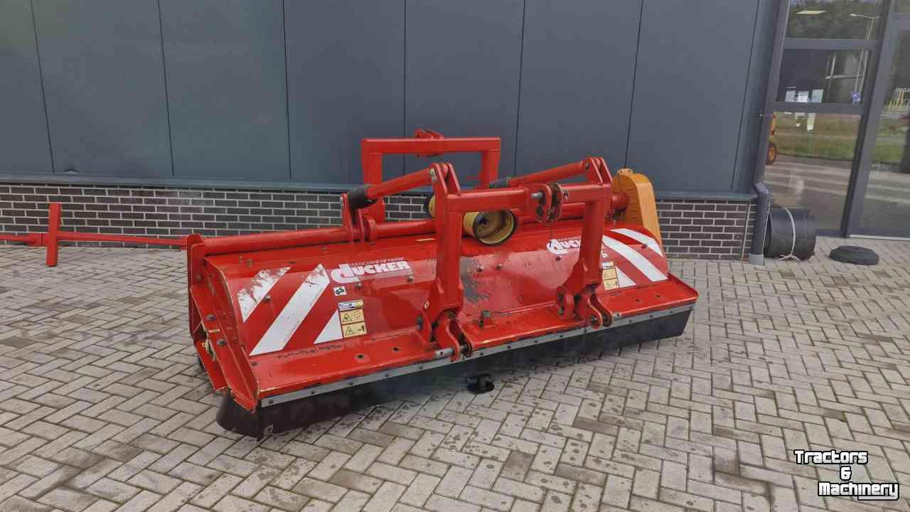 Schlegelmulchgeräte Ducker UM 27
