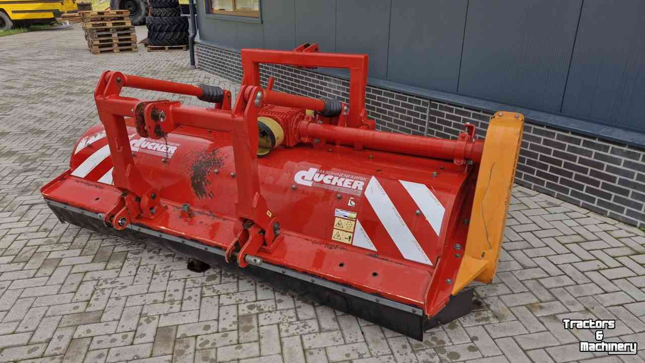 Schlegelmulchgeräte Ducker UM 27