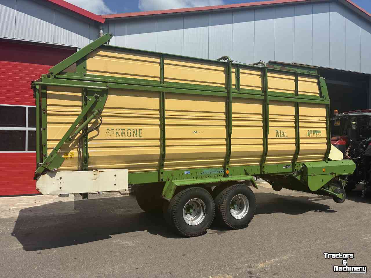 Lade- und Dosierwagen Krone Titan R/48 GL  Mooi voor stalvoeren