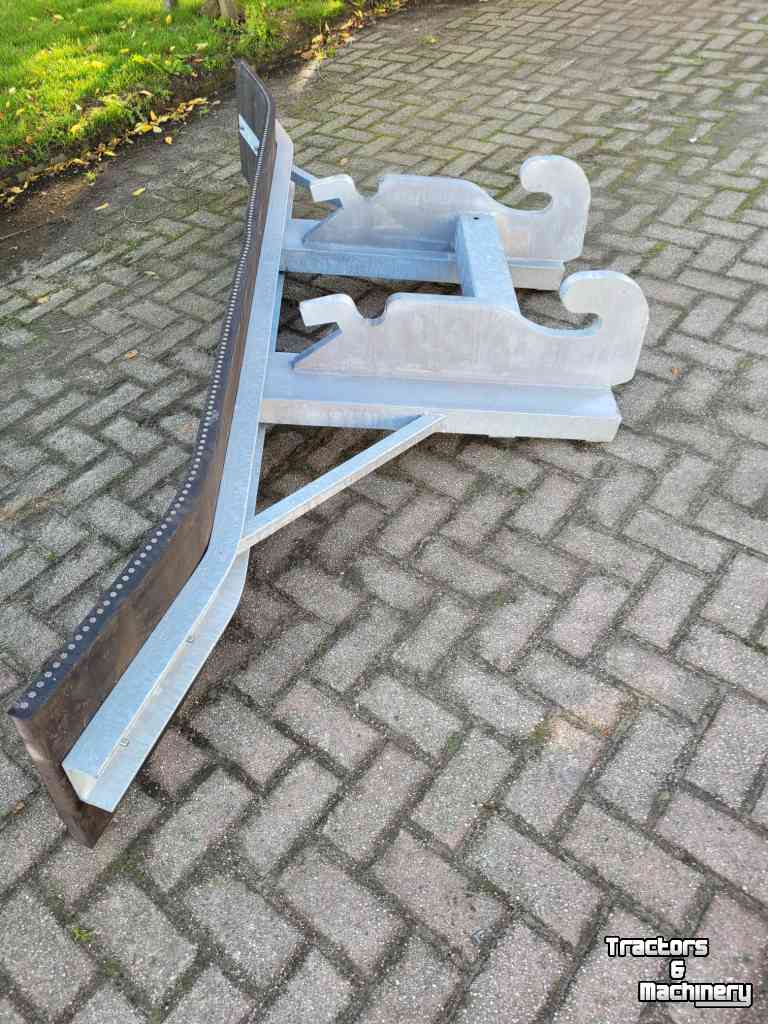Sonstiges Bodenbearbeitungsgeräte und Zubehör  Modderschaaf /sneeuwschaaf  met CW 30 aansluiting