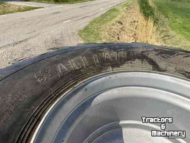 Räder, Reifen, Felgen & Distanzringe Alliance 650/60R25