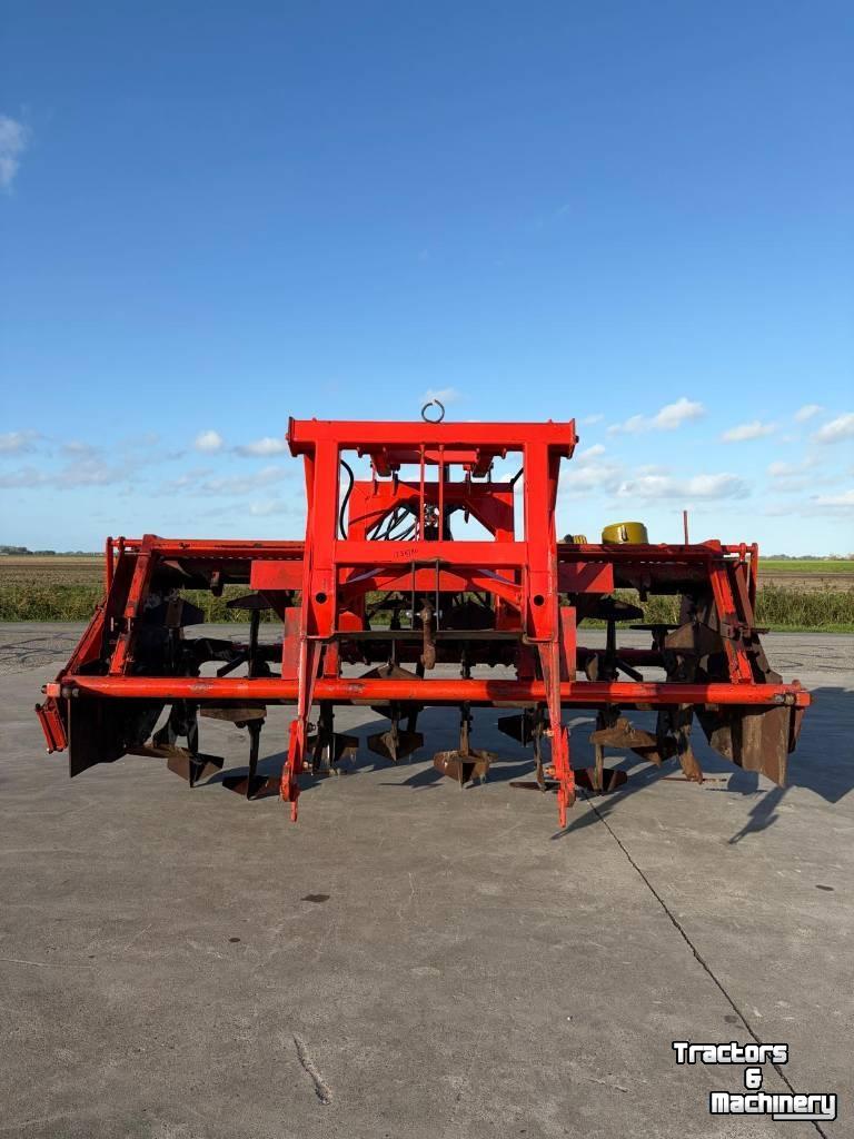 Kreiselegge Farmax LRP300 Spitmachine