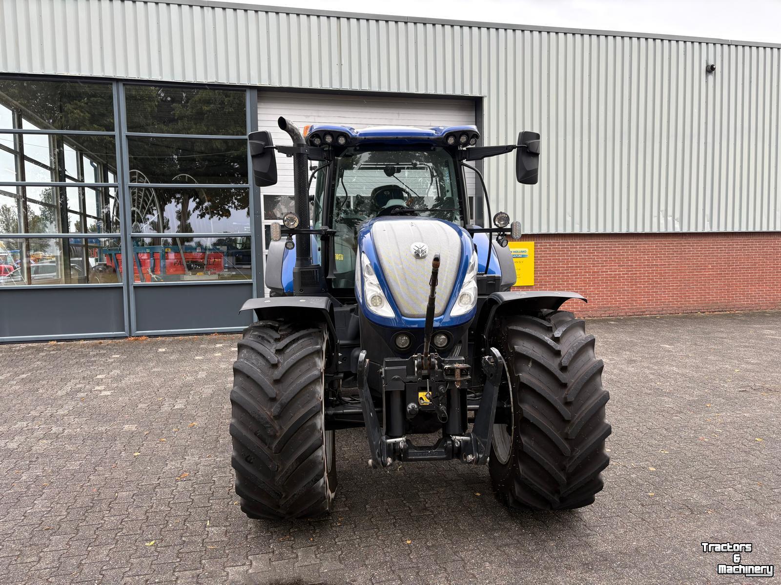 Schlepper / Traktor New Holland Blue Power