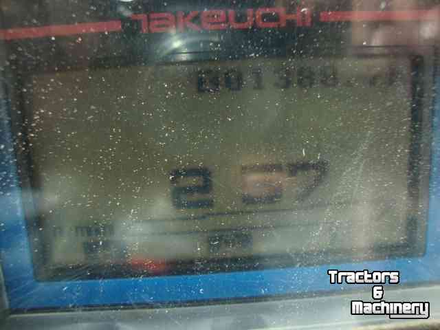 Minibagger Takeuchi TB 225            3