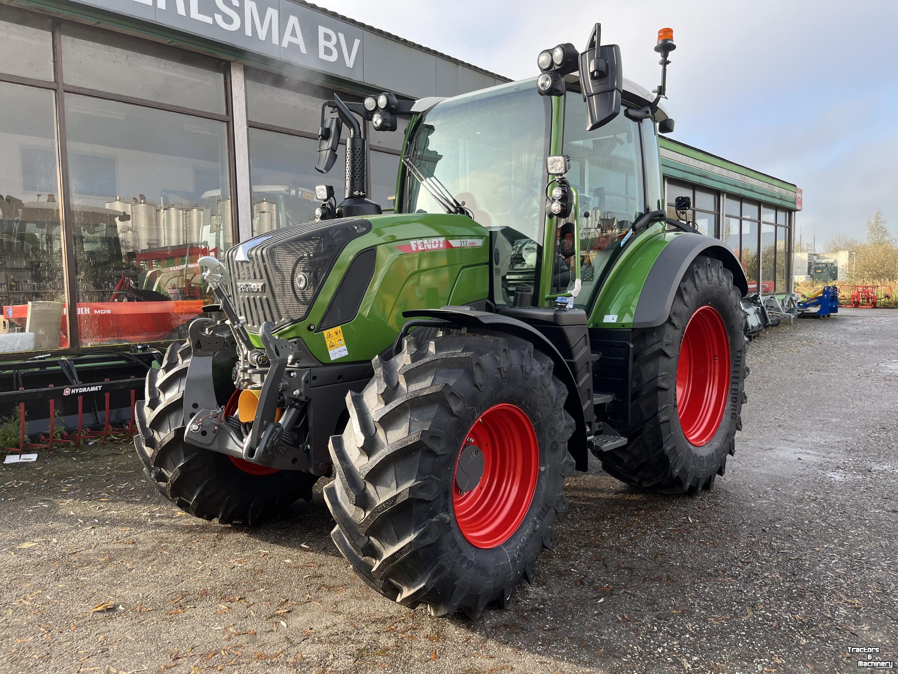 Schlepper / Traktor Fendt 312 one