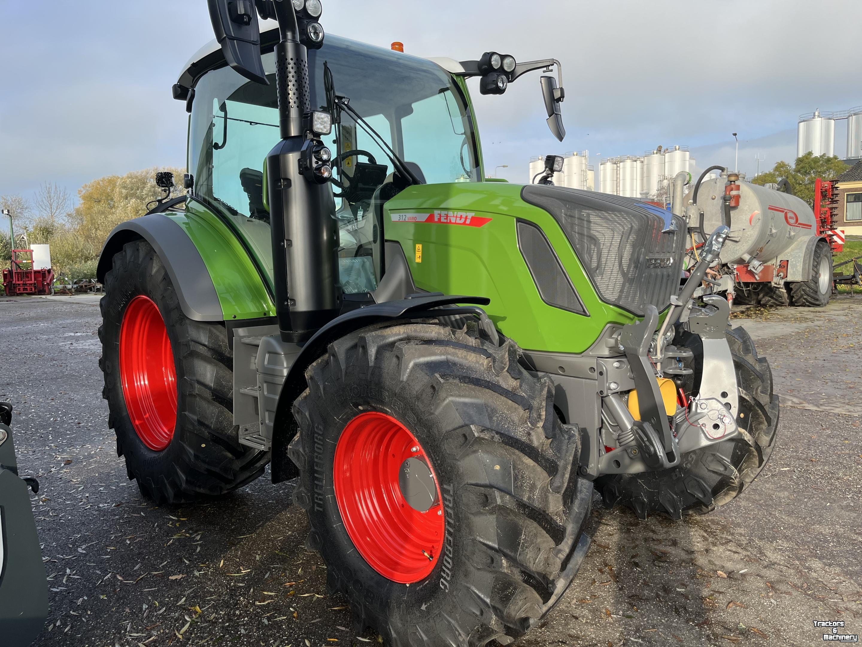 Schlepper / Traktor Fendt 312 one