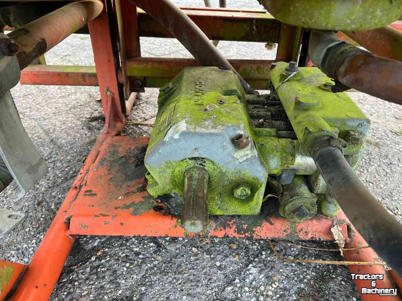 Anbaufeldspritze Douven 500 veldspuit