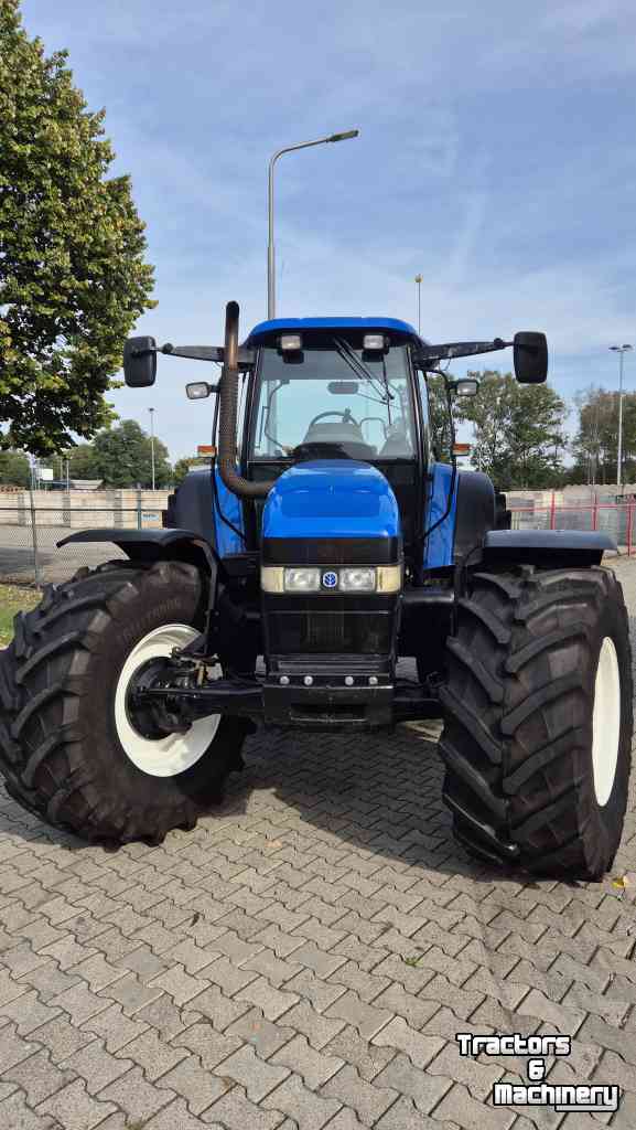 Schlepper / Traktor New Holland TM155 PC 40Kmh. met kruip en Airco