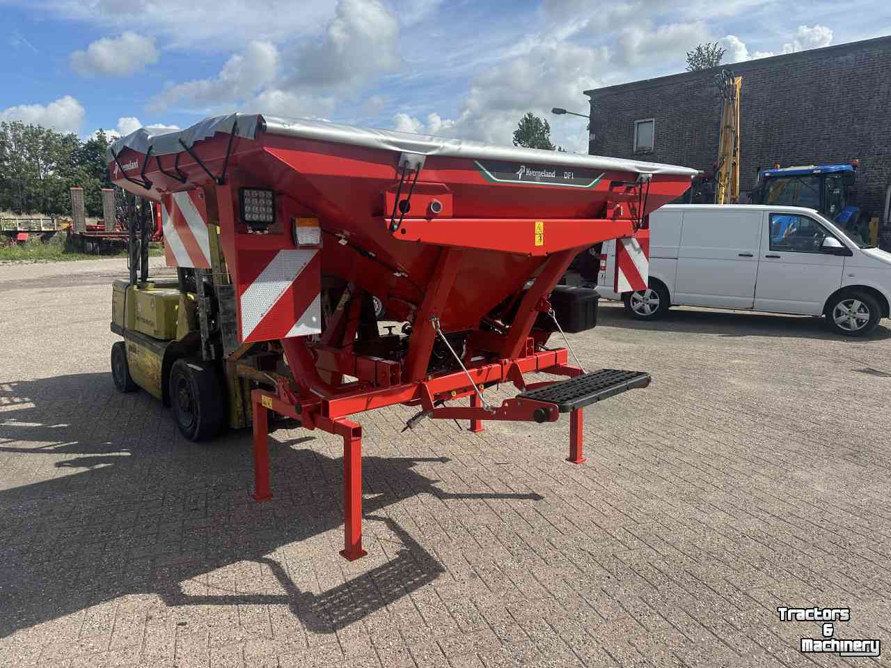 Frontbehälter Sämaschine Kverneland Df1
