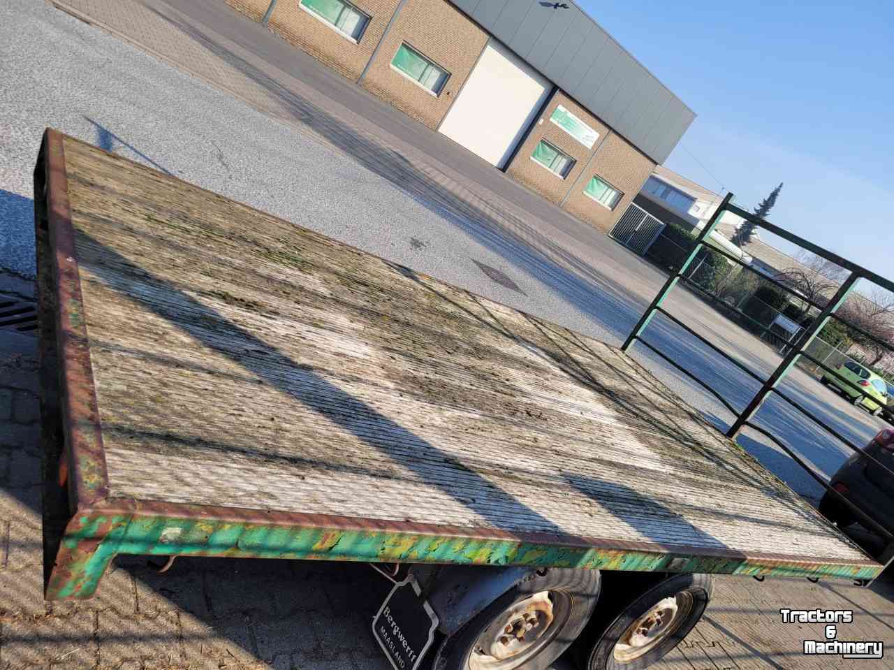 Sonstiges Landwirtschaftliche Transportmaschinen und Zubehör Solide Tandemas  aanhanger 2000 LB