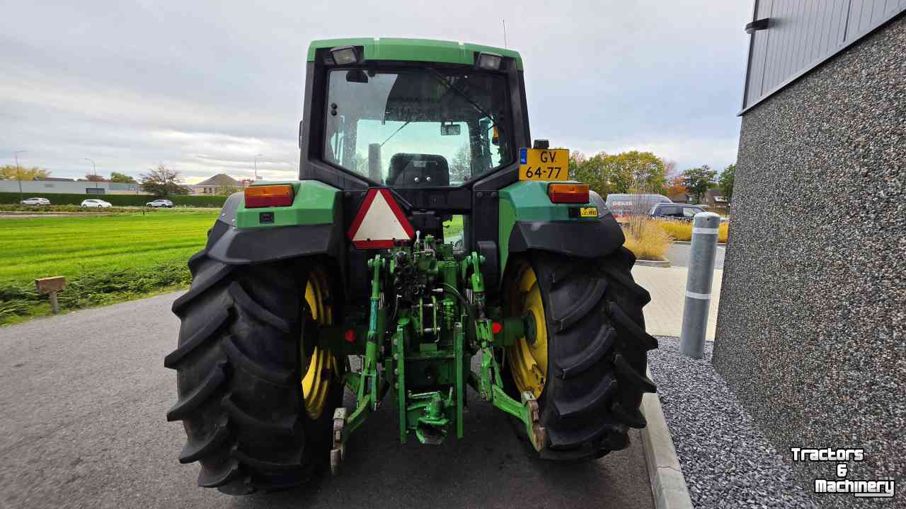 Schlepper / Traktor John Deere 6400
