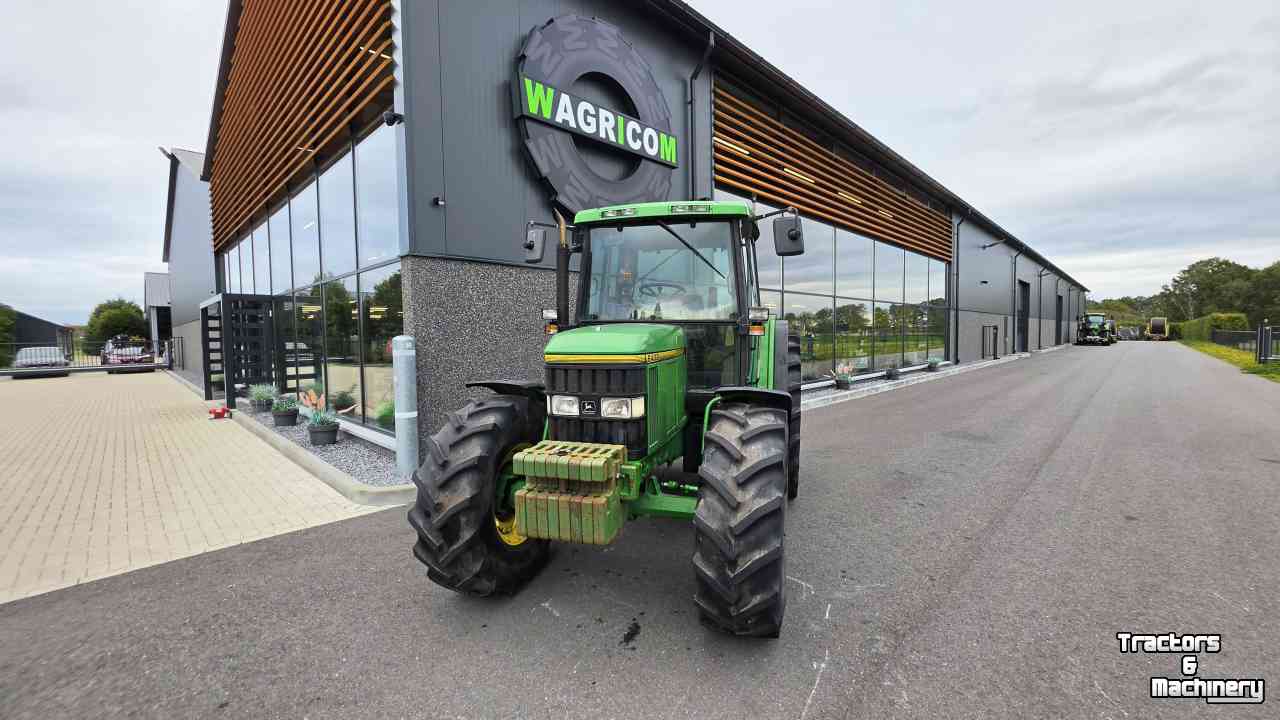 Schlepper / Traktor John Deere 6400