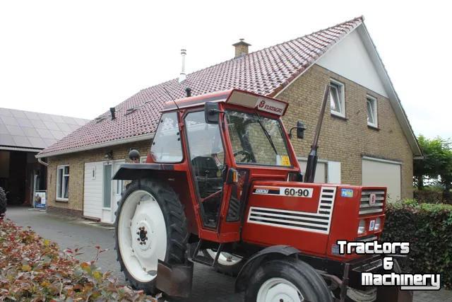 Schlepper / Traktor Fiat 60-90
