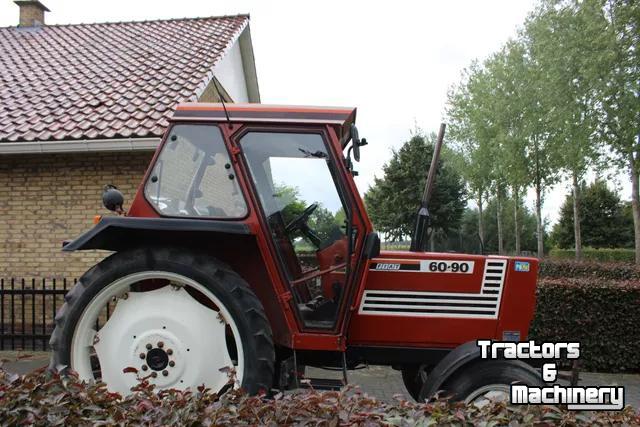 Schlepper / Traktor Fiat 60-90