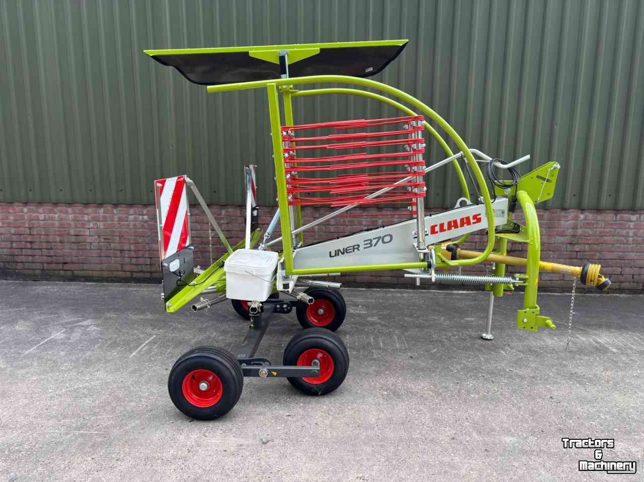 Schwader Claas Liner 370