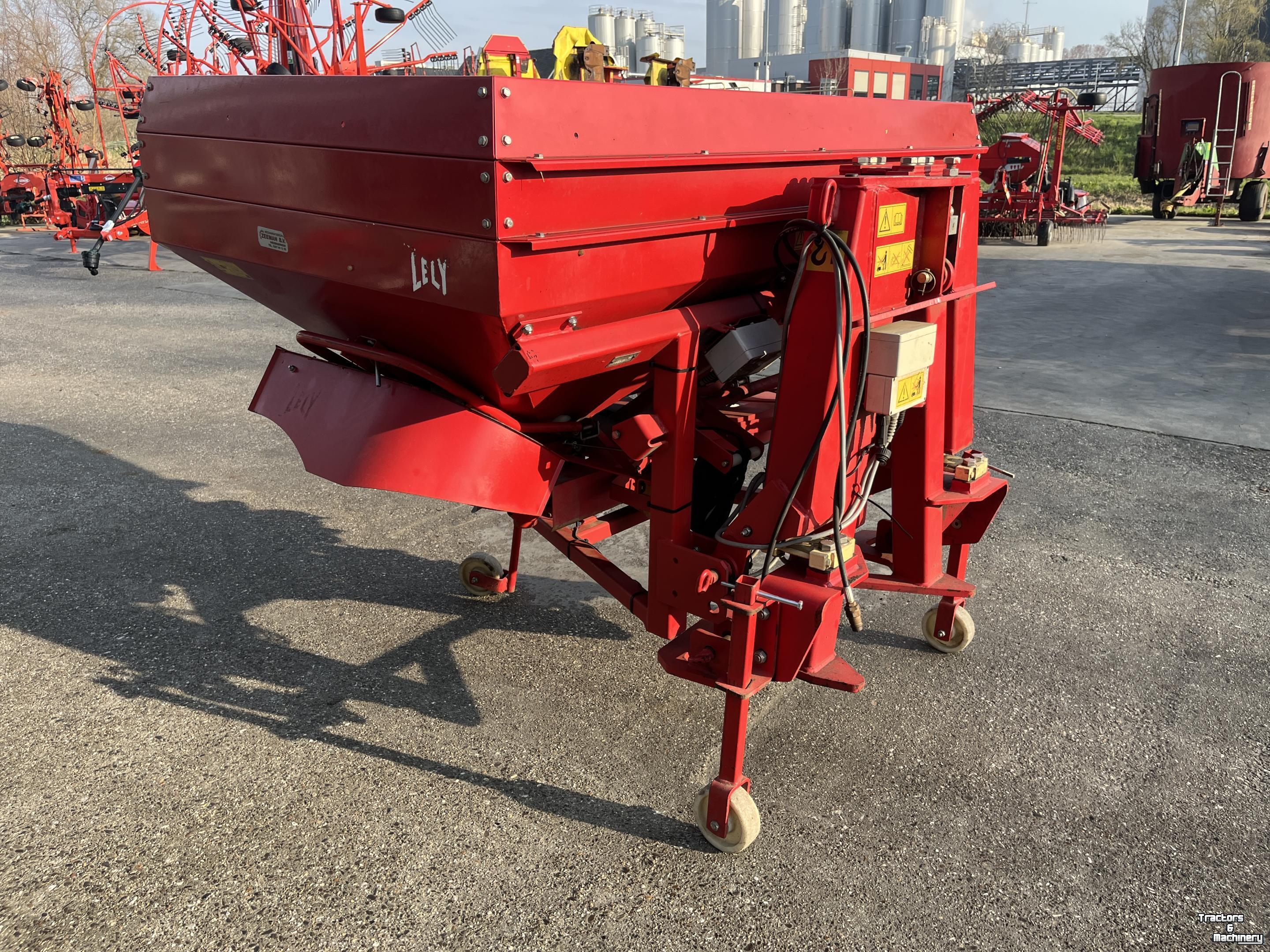 Düngerstreuer Lely centerliner SE