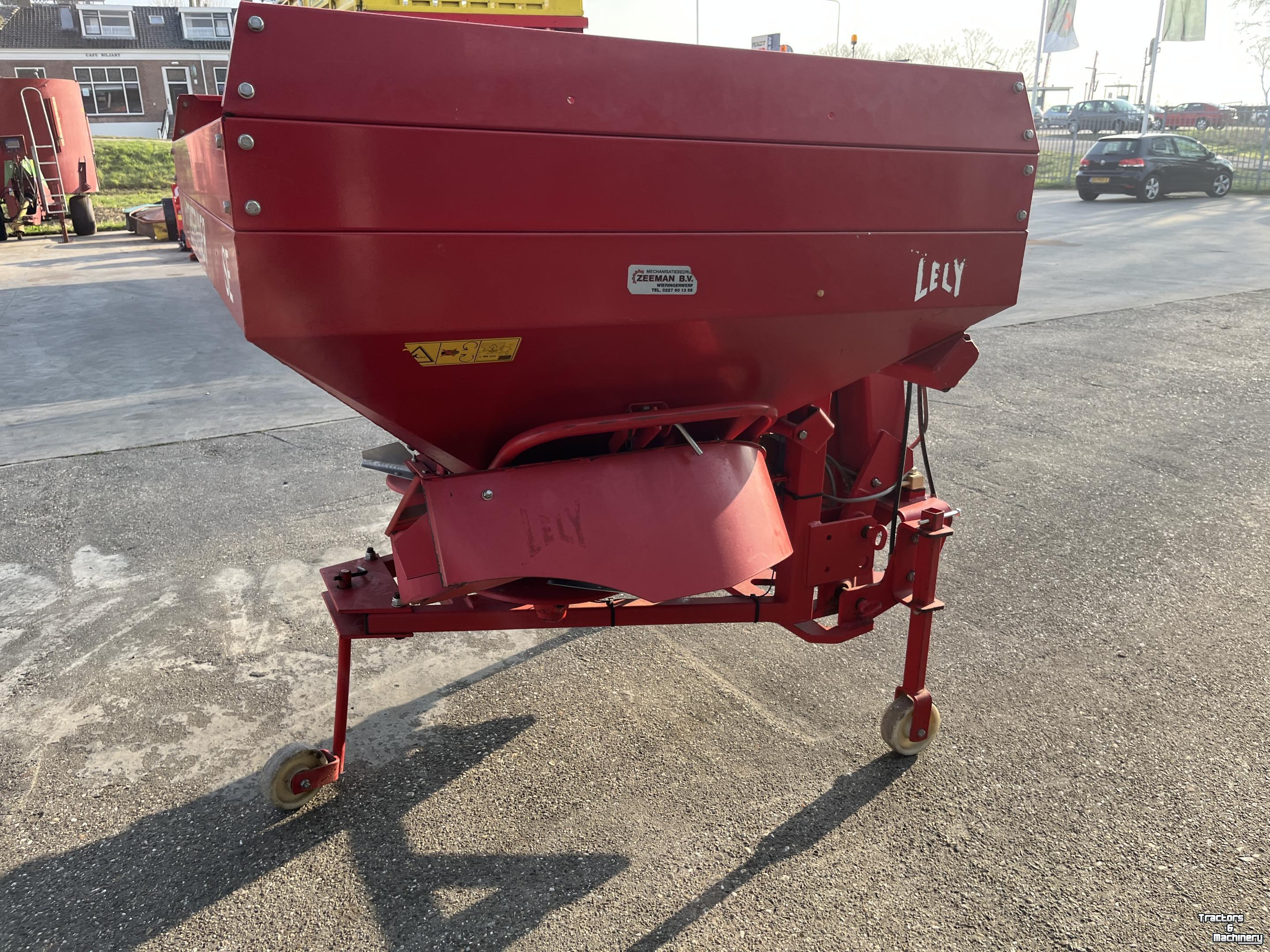 Düngerstreuer Lely centerliner SE