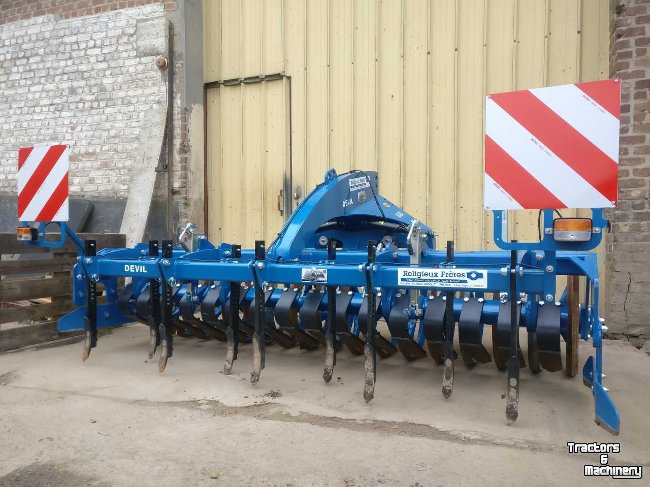 Untergrundpacker Aerts Religieux Fréres Devil 3m
