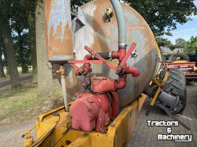 Gülletankwagen / Güllefässer Veenhuis 6800 ltr giertank