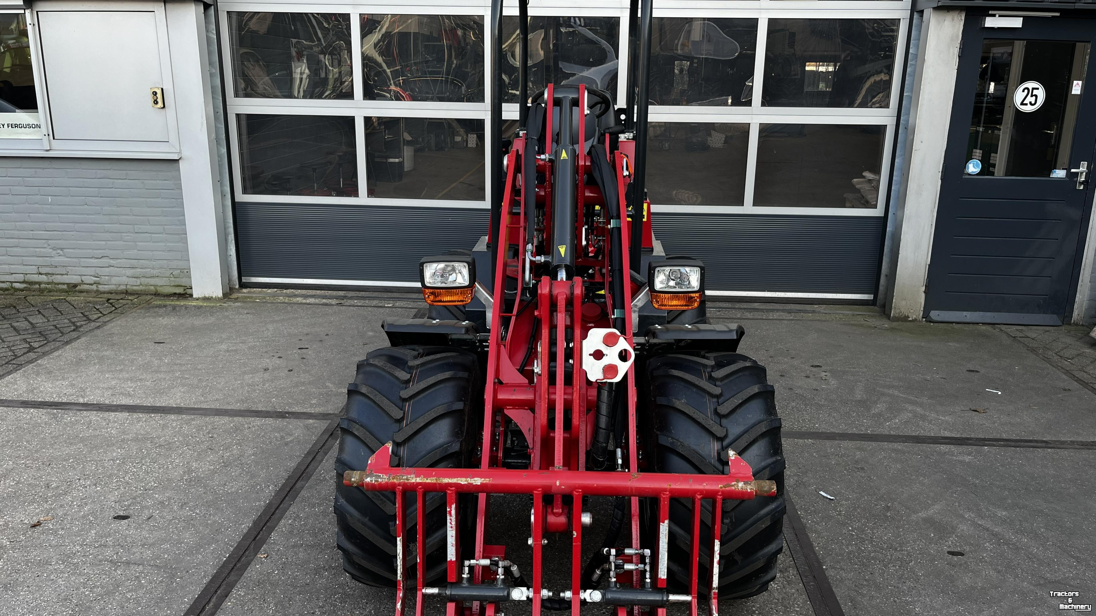 Radlader Thaler 2230S