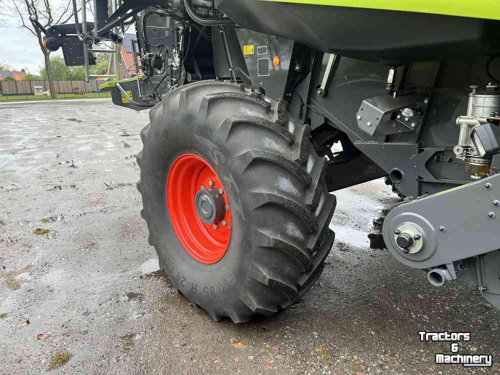 Mähdrescher Claas LEXION 670 TT Combine
