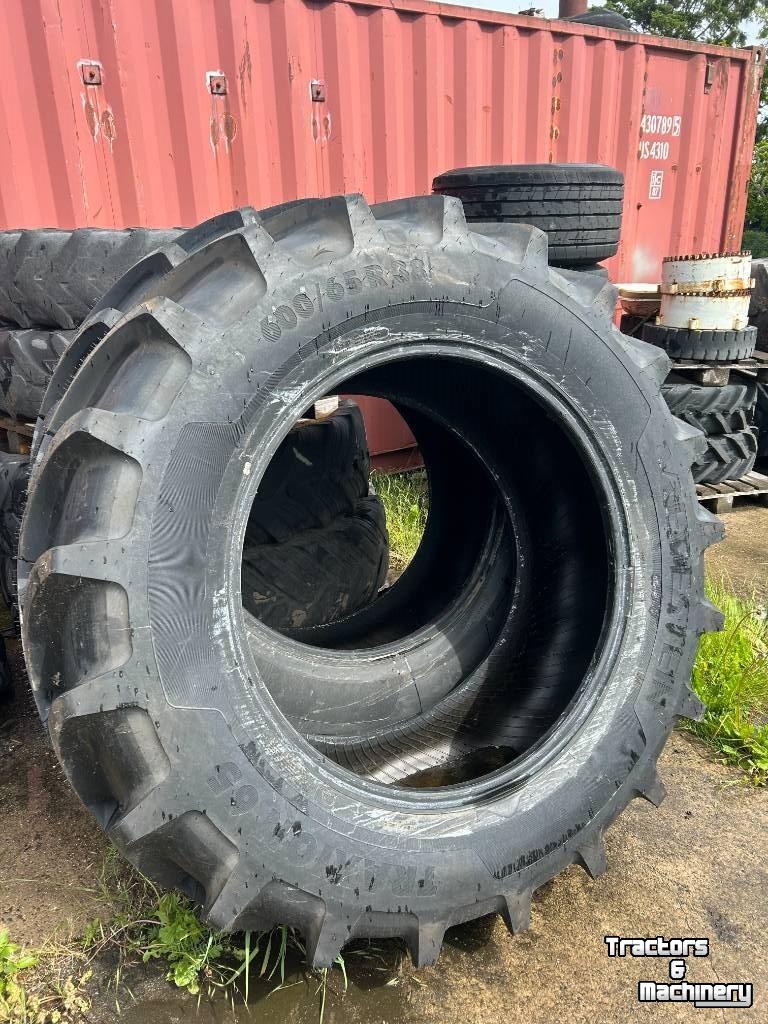 Räder, Reifen, Felgen & Distanzringe Vredestein 600/65R38 Traxion 65