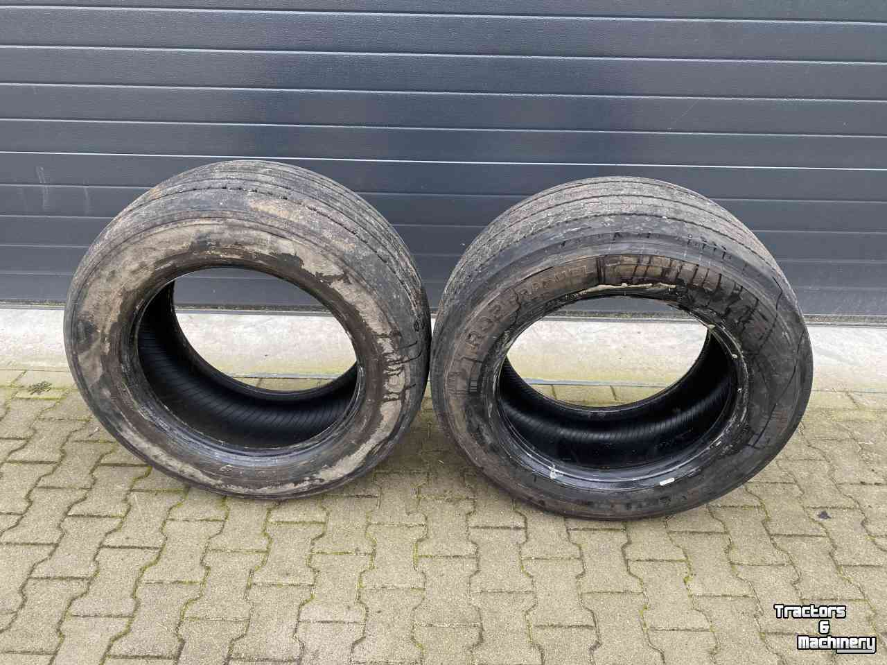 Räder, Reifen, Felgen & Distanzringe Hankook 355/50R22.5