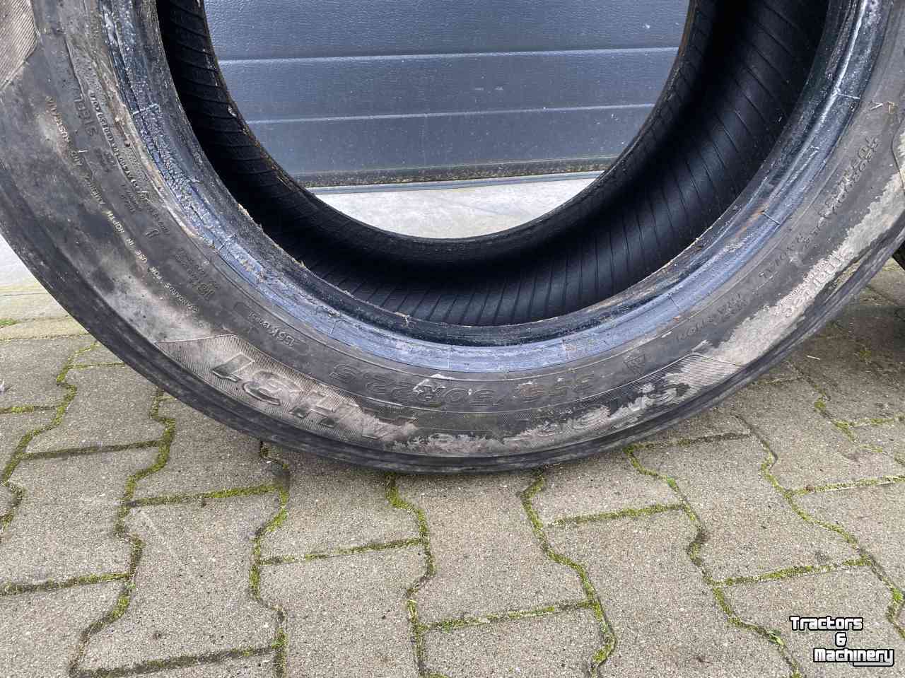Räder, Reifen, Felgen & Distanzringe Hankook 355/50R22.5