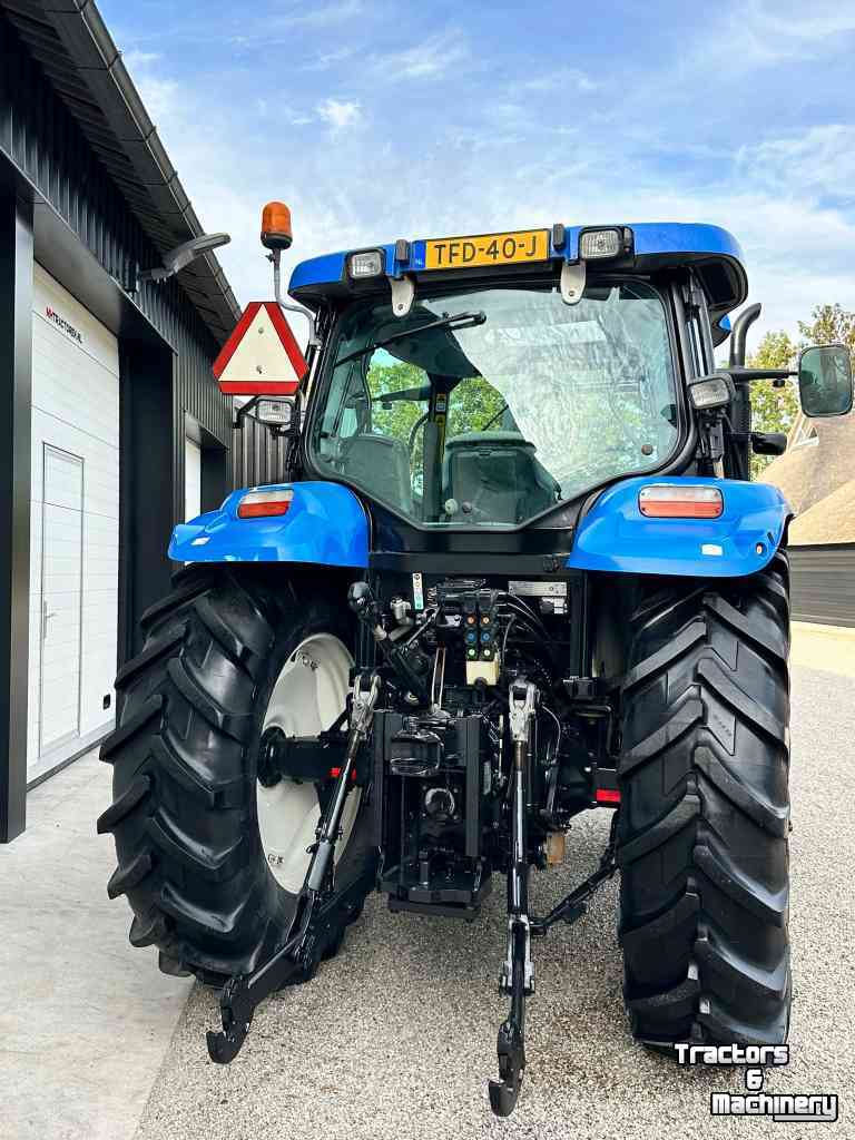 Schlepper / Traktor New Holland TSA 100
