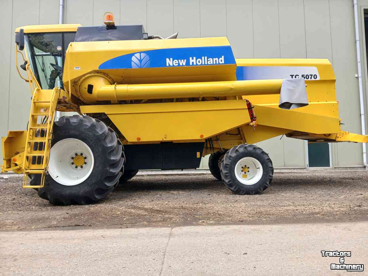 Mähdrescher New Holland tc5070
