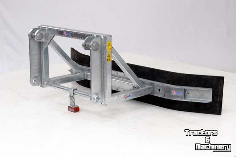 Schneeräumgeräte Qmac Rubber snow scraper 2.40 mtr hookup Terex TL80-120