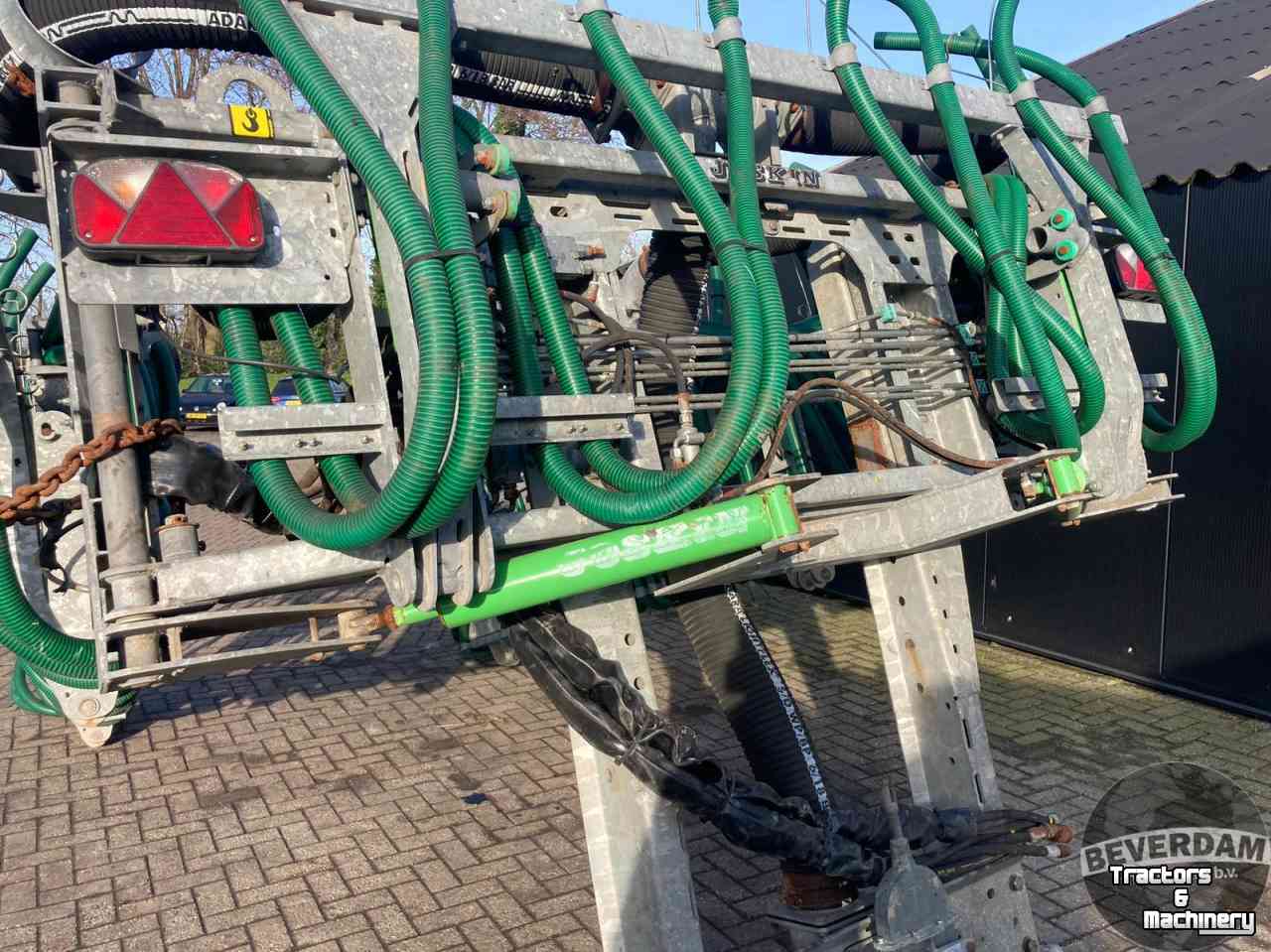 Grünlandinjektor Joskin Penditwist 120/40 RP2