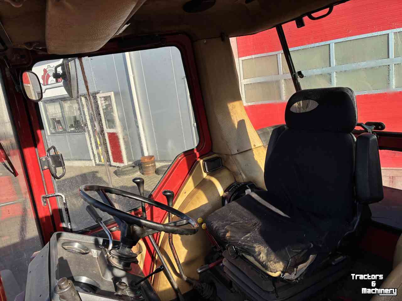 Schlepper / Traktor International 845XL