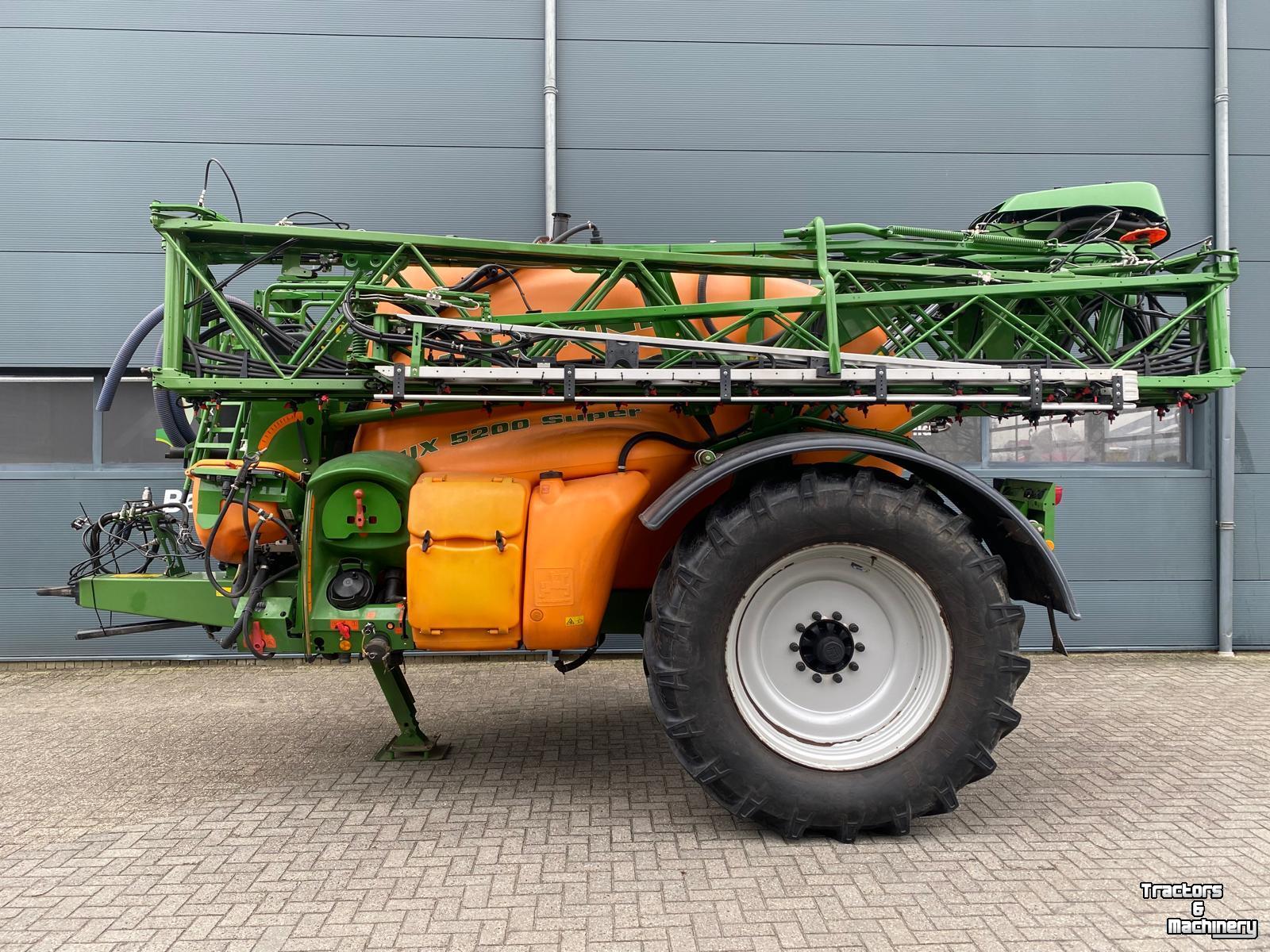 Feldspritze Amazone UX 5200