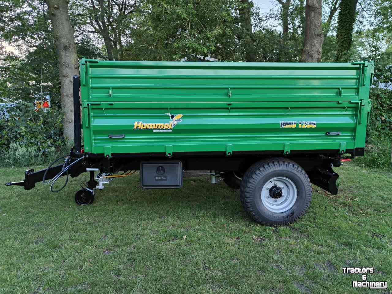 Kipper  Hummel 3,5 tons driezijdige kipper