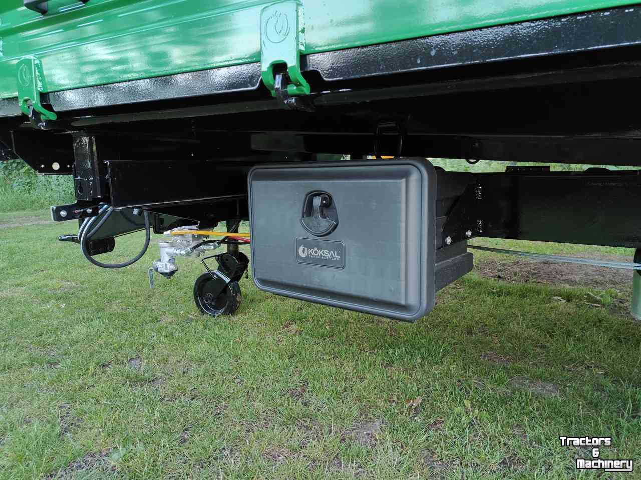 Kipper  Hummel 3,5 tons driezijdige kipper