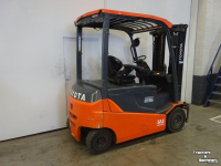 Gabelstapler Toyota 8FBMT25