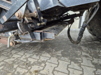 Pressen New Holland BB9060