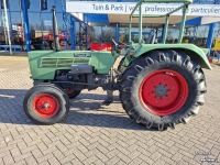 Obsttraktor Fendt 102S