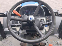 Schlepper / Traktor New Holland T6030 + fronthef