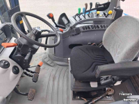 Schlepper / Traktor New Holland T6030 + fronthef