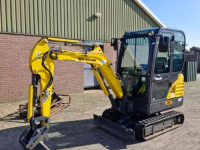 Raupenbagger New Holland E18C